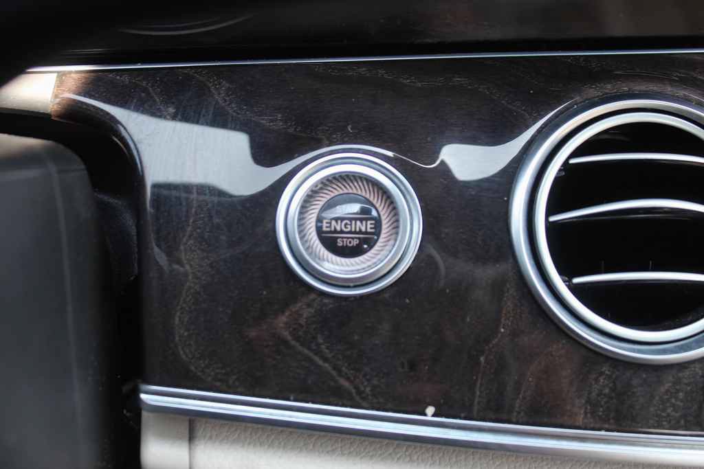 Used 2019 Mercedes-Benz E 300 image 19