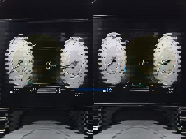 Used 2023 Hyundai Elantra SEL w/ Convenience Package image 15