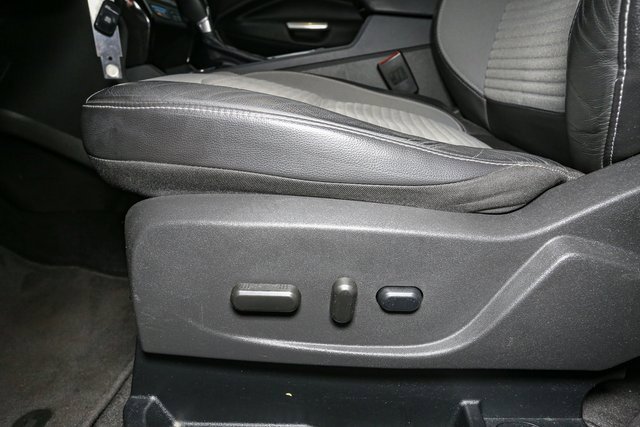 Used 2017 Ford Escape SE w/ Equipment Group 201A image 33