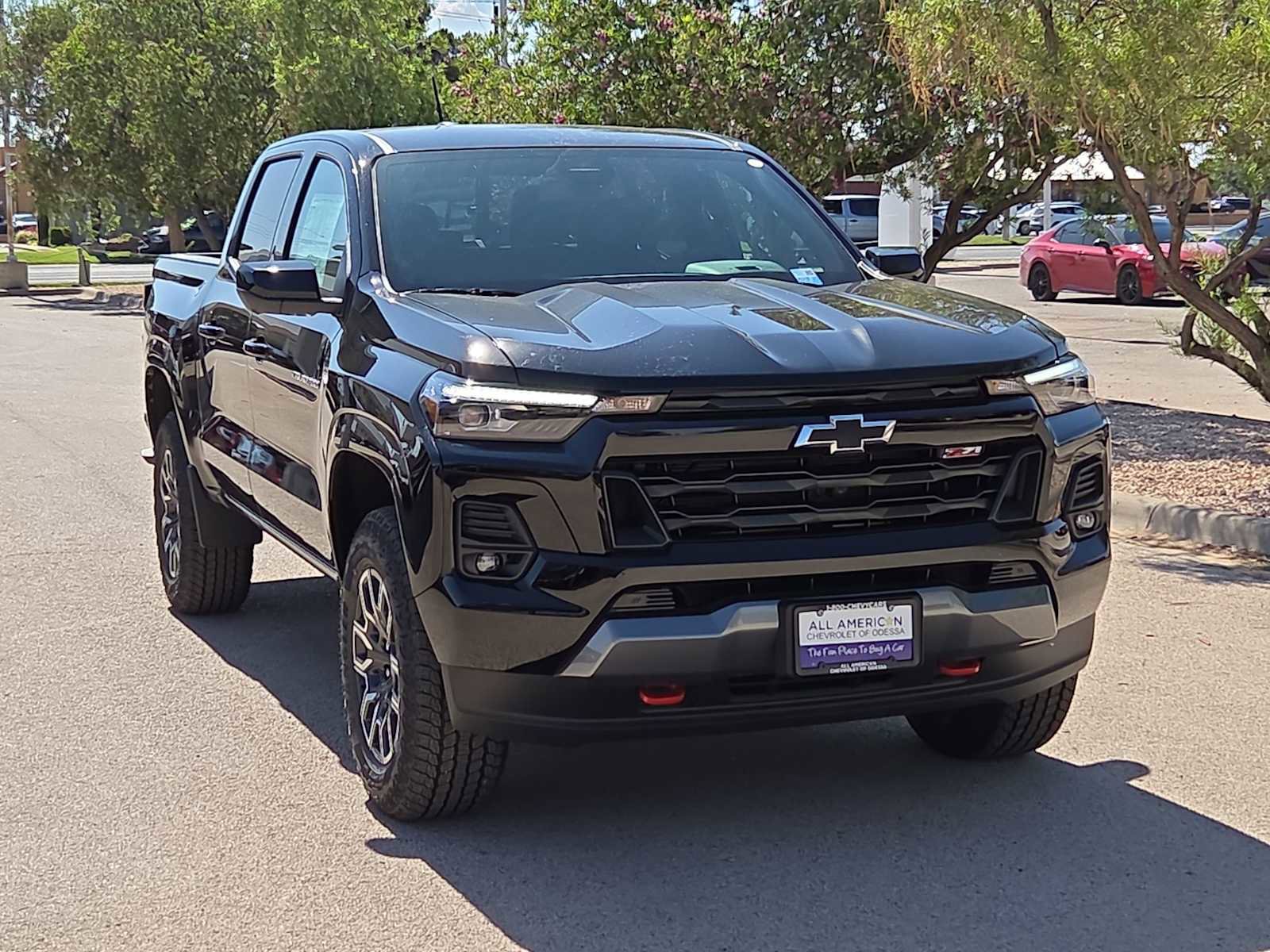 New 2026 Chevrolet Colorado Z71 w/ Technology Package AWD/4WD image 3