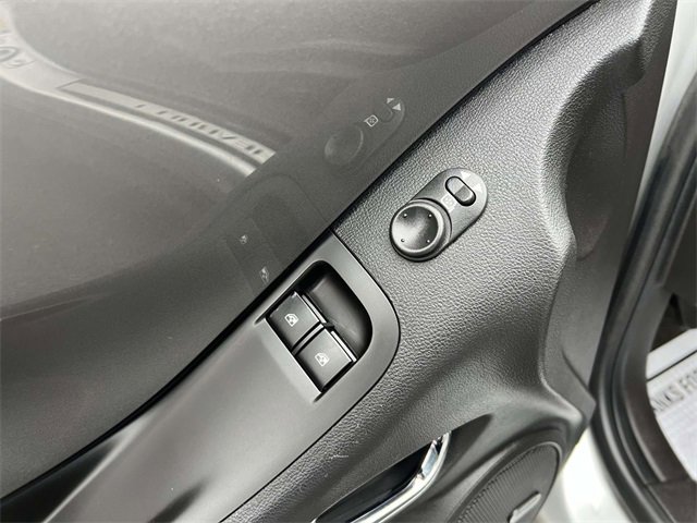 Used 2010 Chevrolet Camaro SS w/ LPO, Ground Effects Package image 12