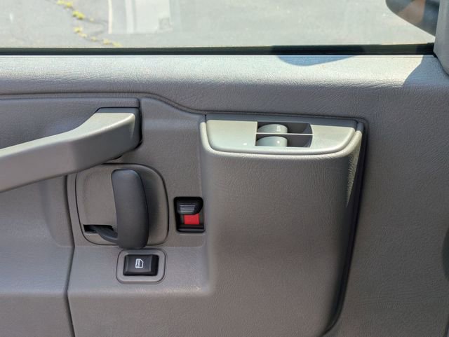 New 2024 GMC Savana 3500 w/ Power Convenience Package RWD image 12