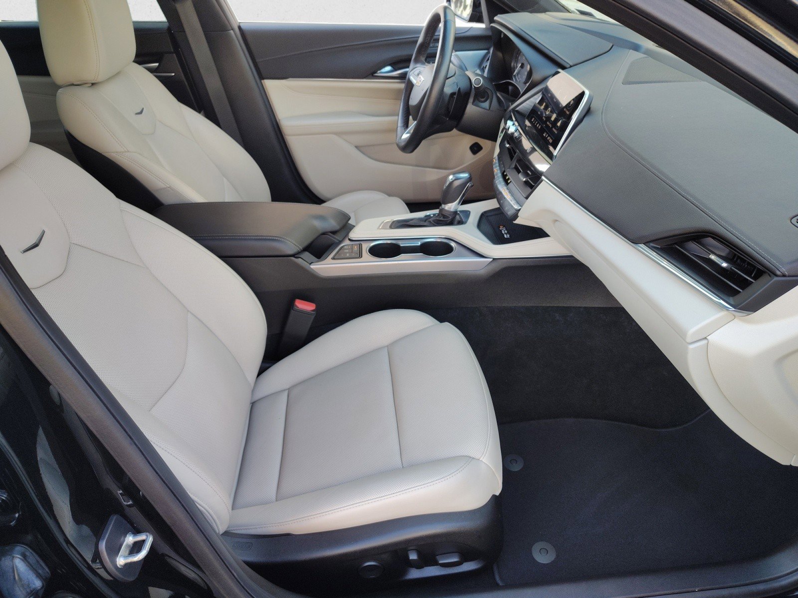 Used 2020 Cadillac CT4 Premium Luxury AWD/4WD image 20