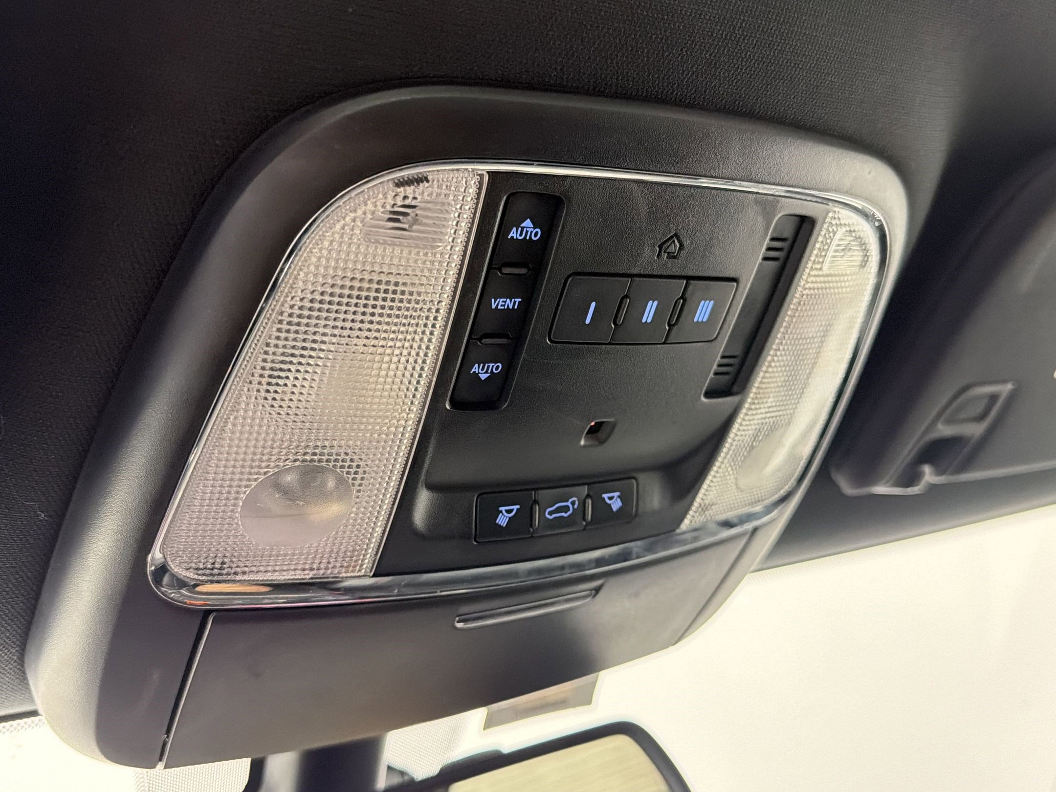 Used 2014 Dodge Durango R/T RWD image 29
