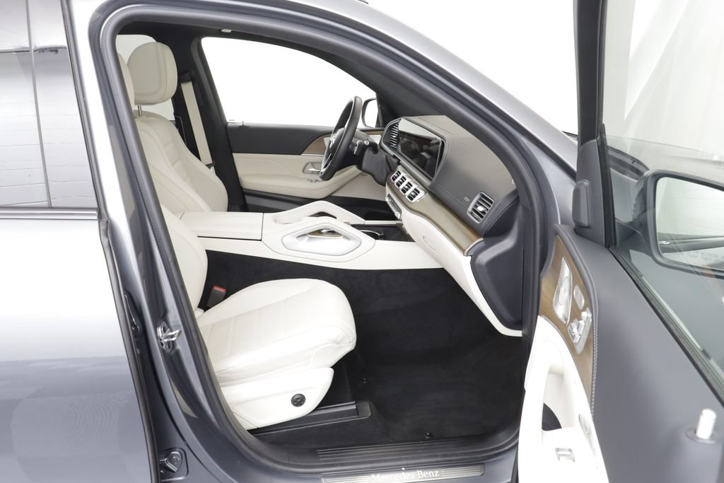 Used 2024 Mercedes-Benz GLE 450 4MATIC image 21