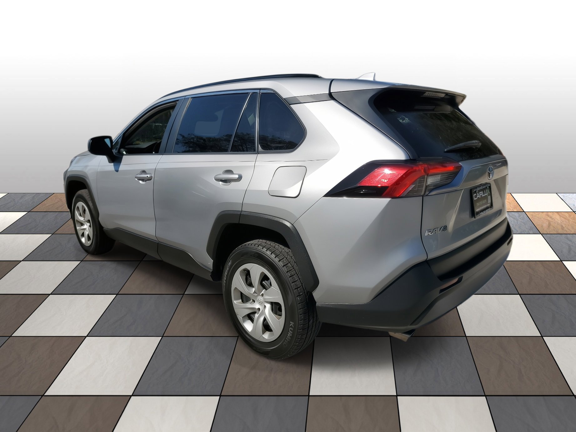 Used 2019 Toyota RAV4 LE image 6