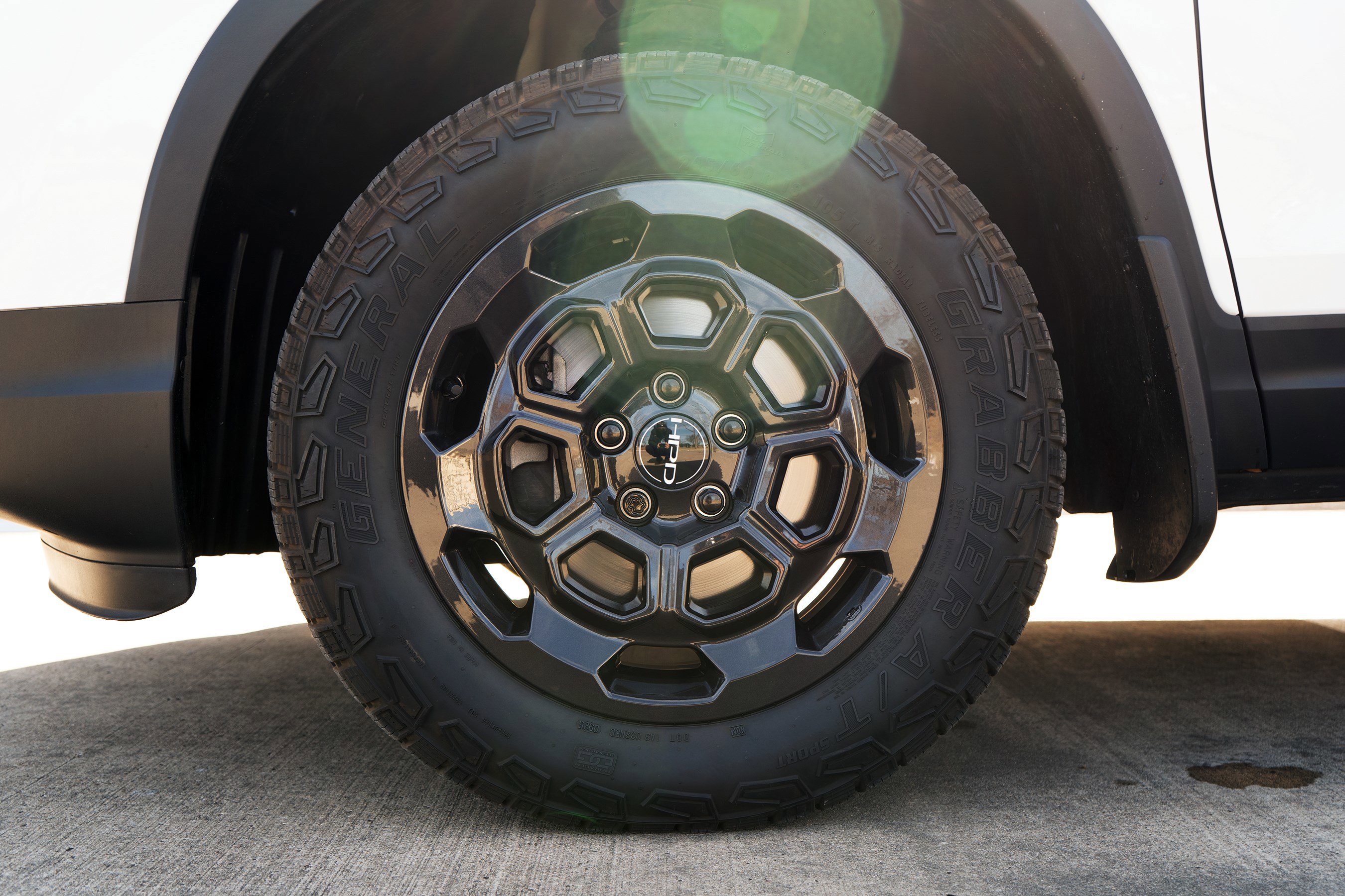 Certified 2025 Honda Ridgeline RTL+ image 14