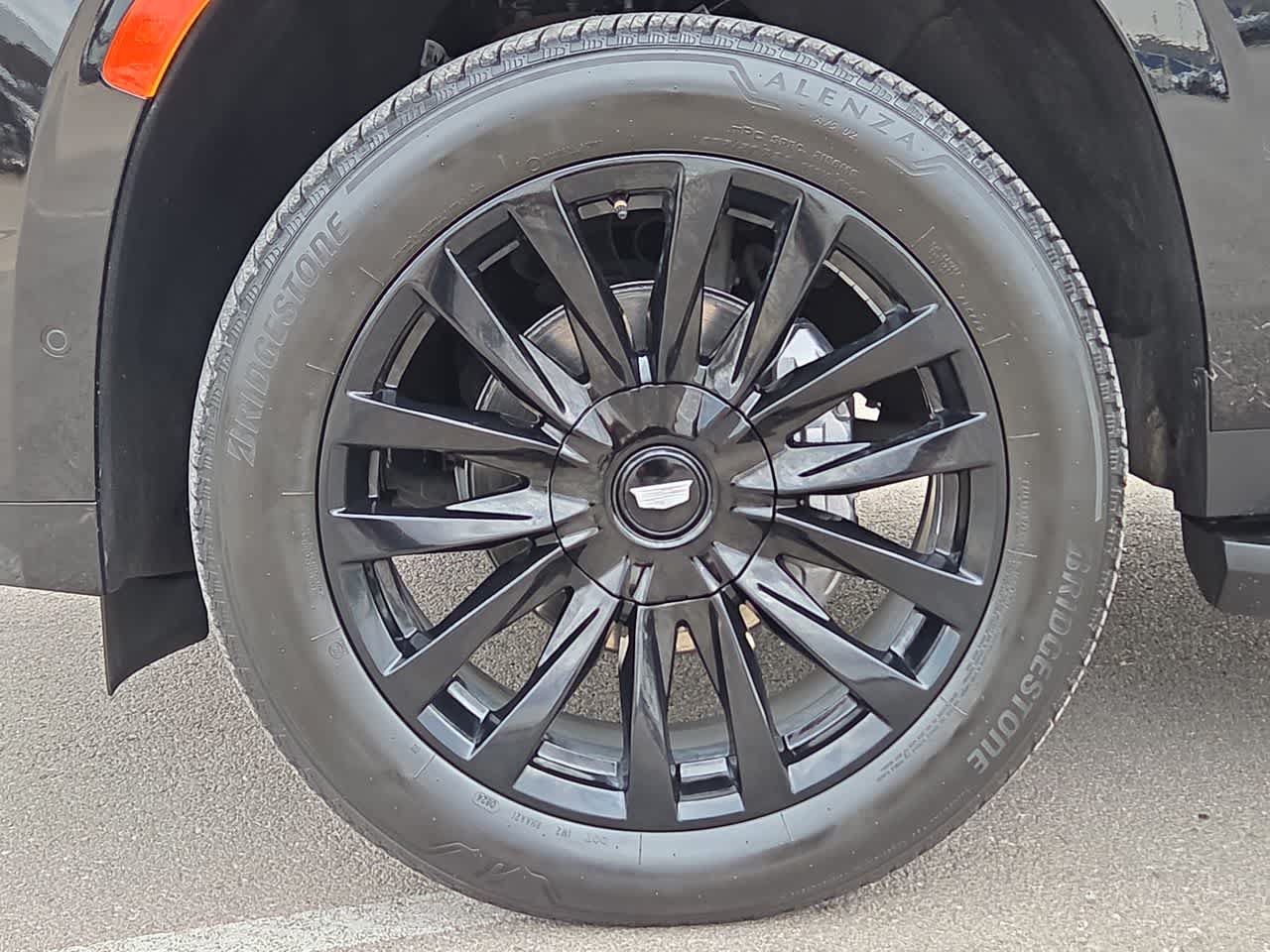 Used 2024 Cadillac Escalade Premium Luxury RWD image 12