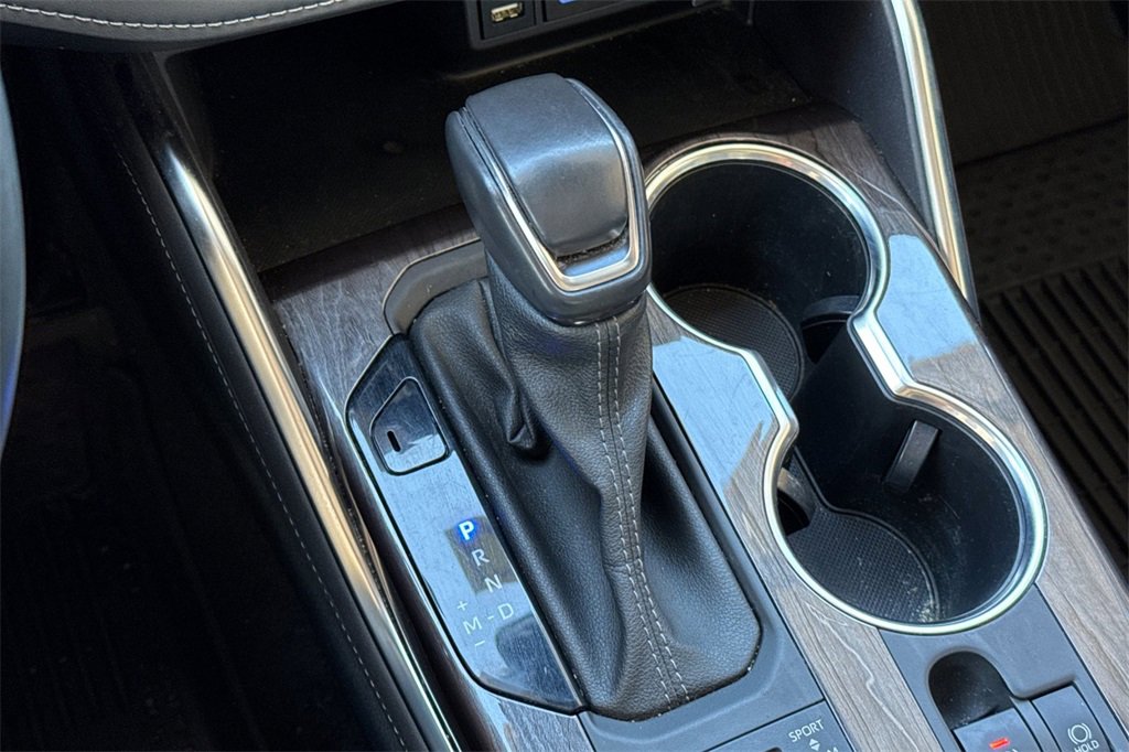 Used 2022 Toyota Highlander Platinum image 32