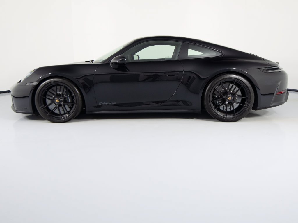 Certified 2025 Porsche 911 Carrera 4 GTS AWD/4WD image 7