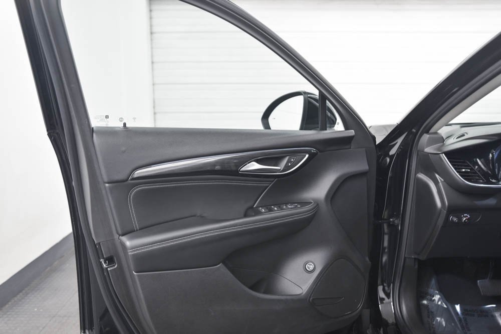 Used 2023 Buick Envision Preferred image 9