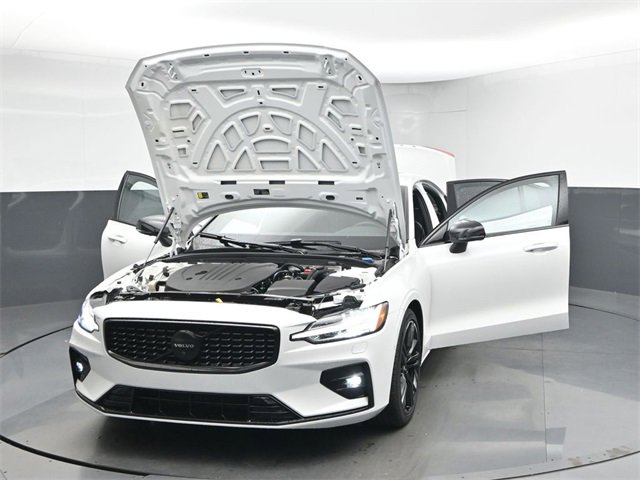 Used 2023 Volvo S60 B5 Plus w/ Climate Package image 45