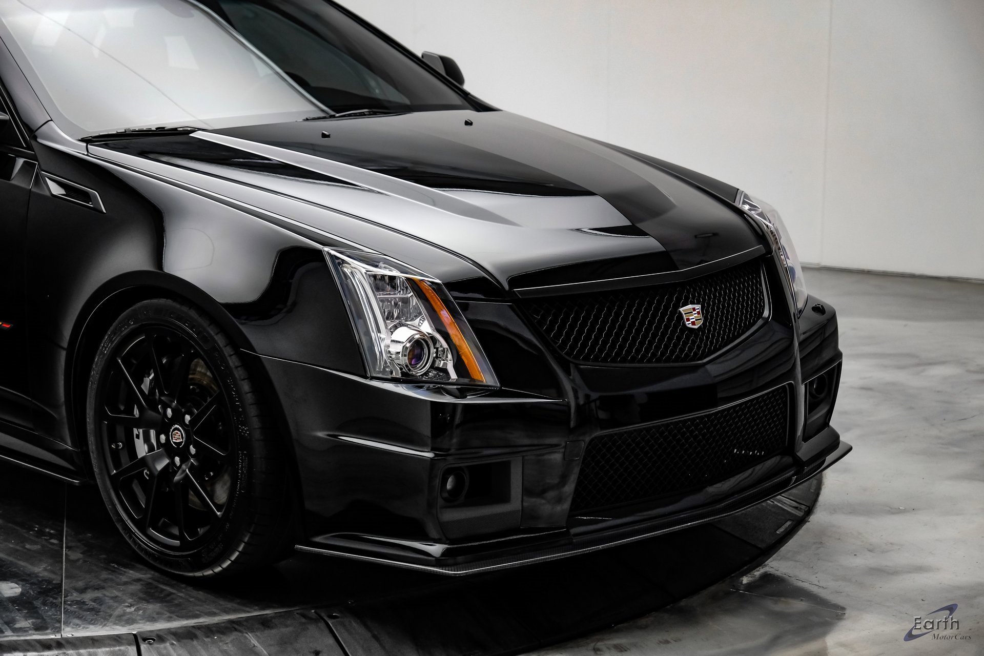 Used 2013 Cadillac CTS V image 23