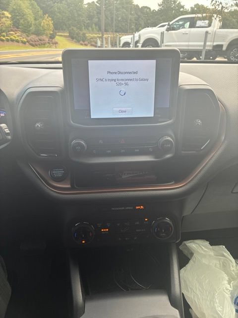 Used 2022 Ford Bronco Sport Outer Banks w/ Tech Package AWD/4WD image 12