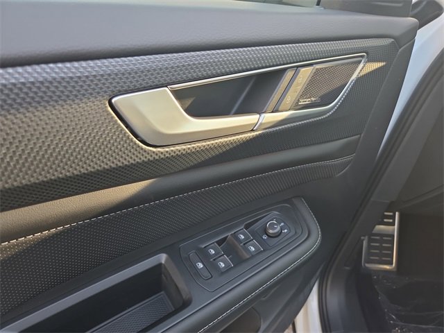 New 2026 Volkswagen Atlas Cross Sport SEL Premium R-Line image 11