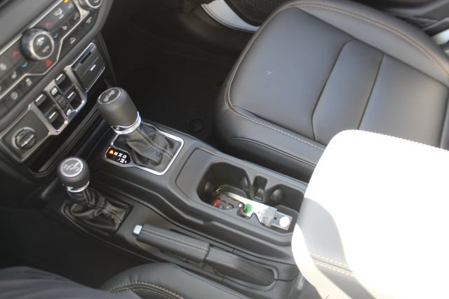 New 2026 Jeep Wrangler Unlimited Sahara AWD/4WD image 22
