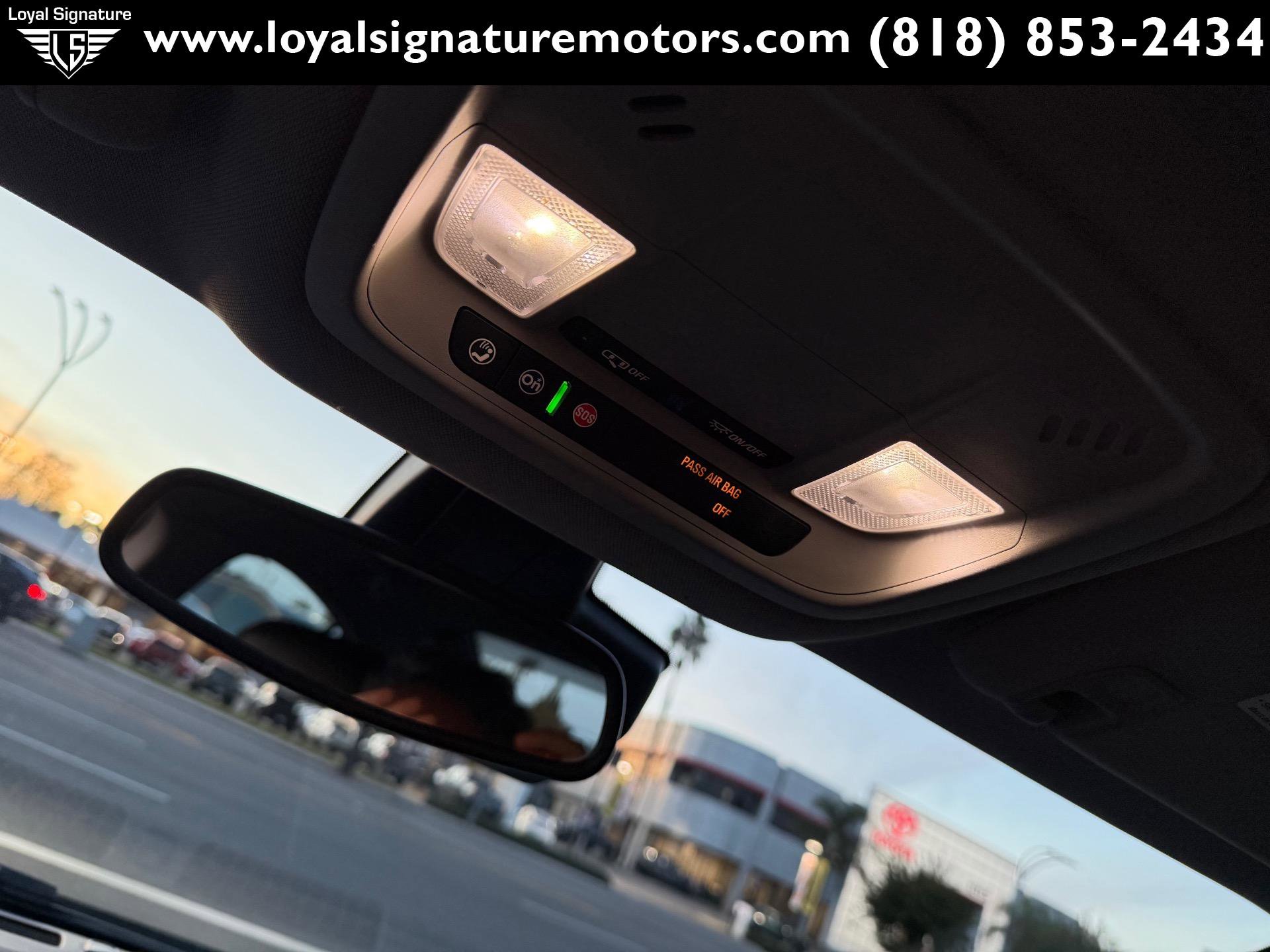 Used 2016 Chevrolet Volt Premier w/ Driver Confidence Package image 23