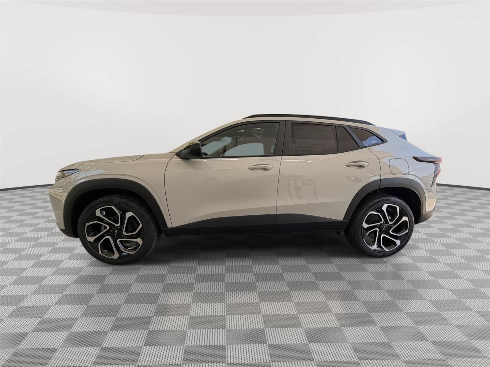 New 2026 Chevrolet Trax RS w/ Sunroof Package FWD image 4