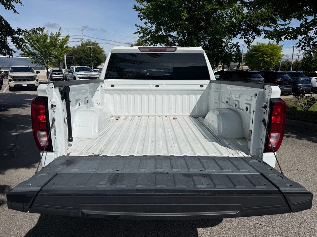 Used 2022 GMC Sierra 1500 Elevation AWD/4WD image 10