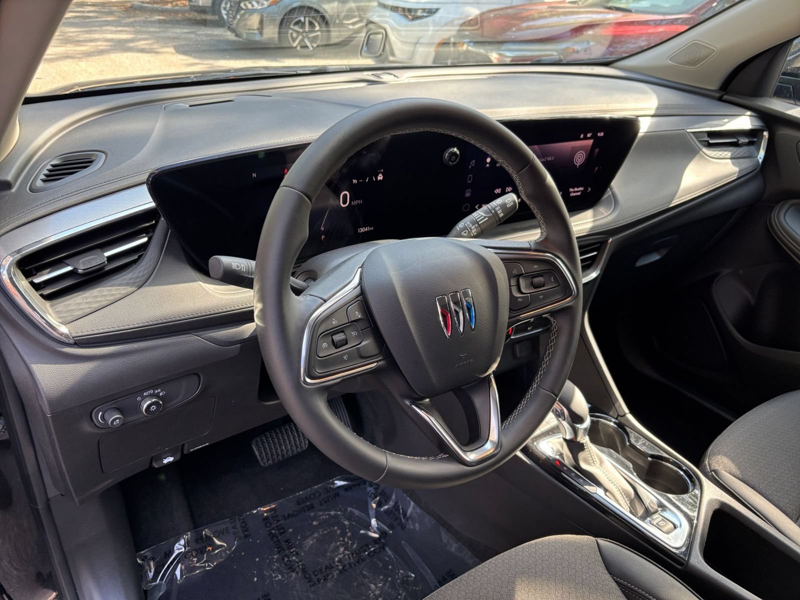 Used 2025 Buick Encore GX Preferred FWD image 33