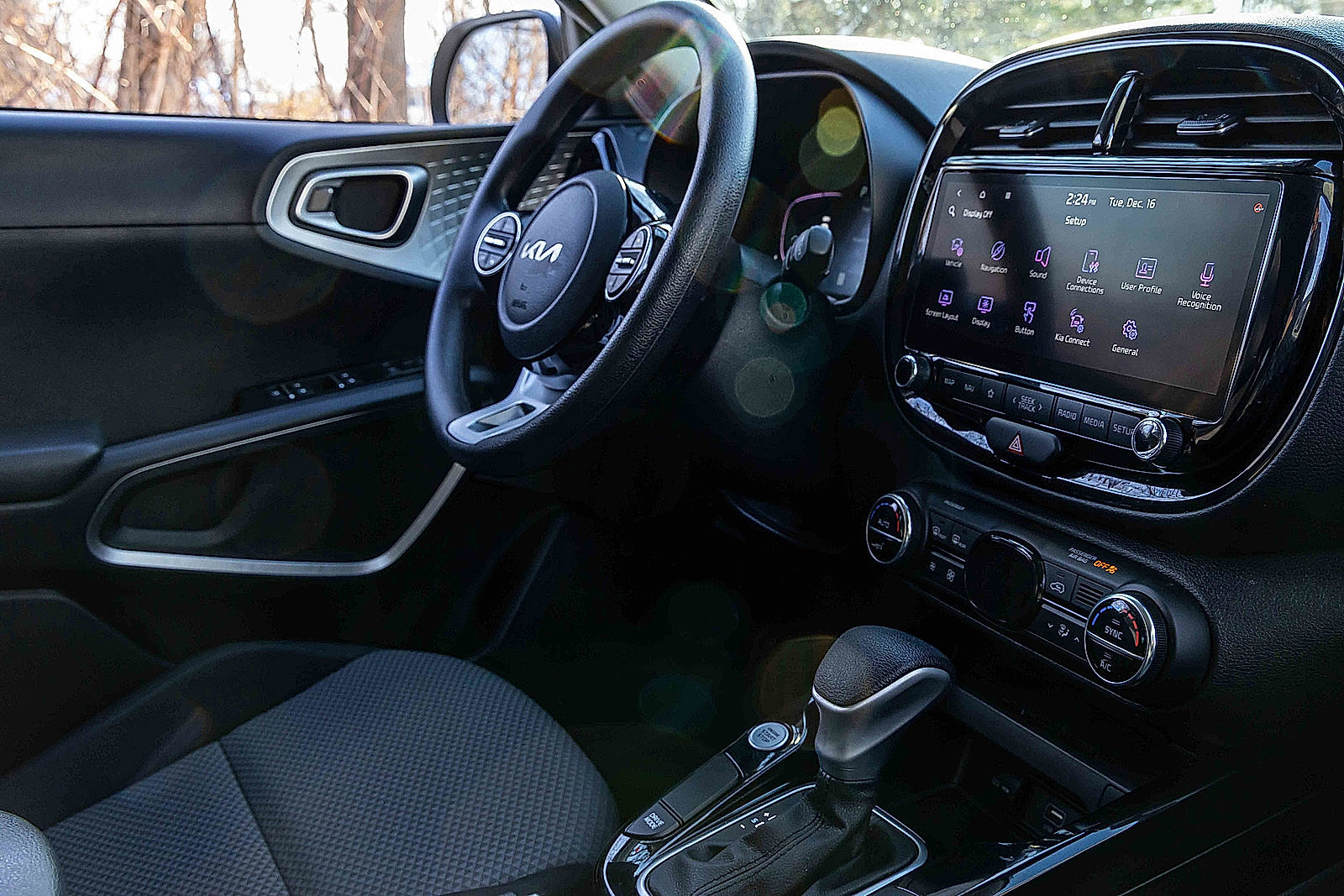 Certified 2023 Kia Soul S image 25