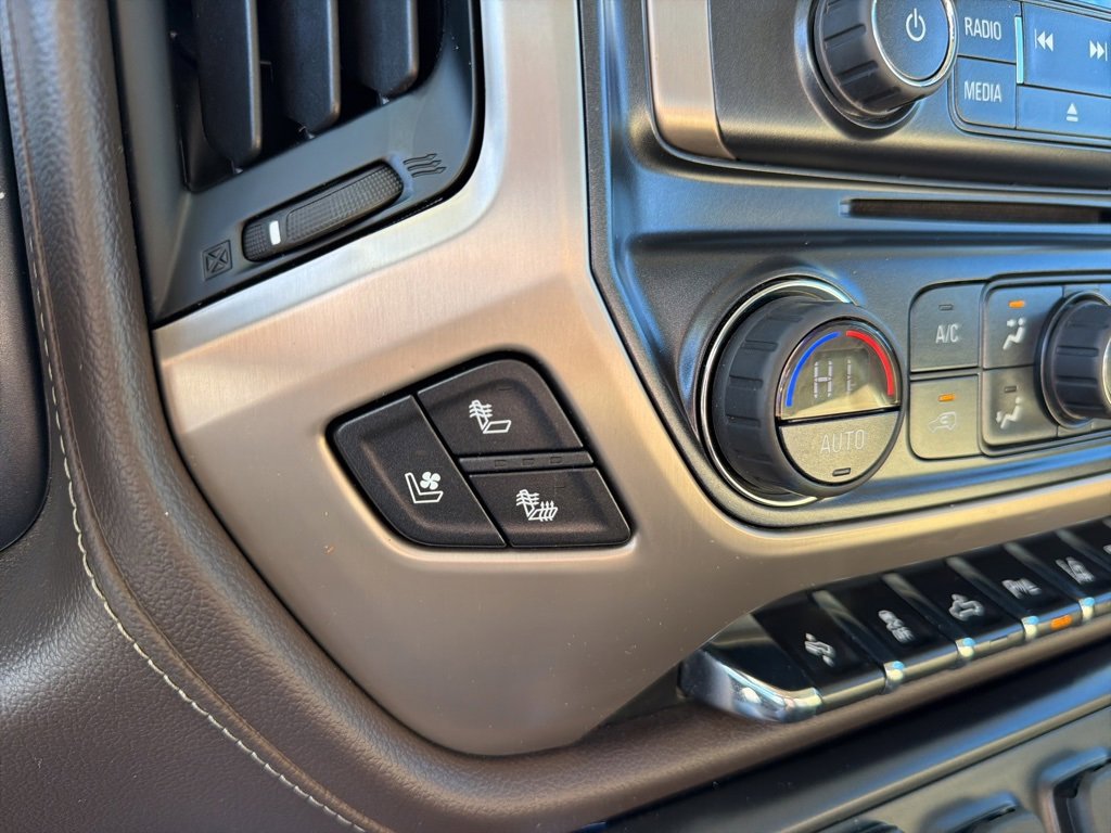 Used 2018 GMC Sierra 3500 Denali w/ Duramax Plus Package image 43