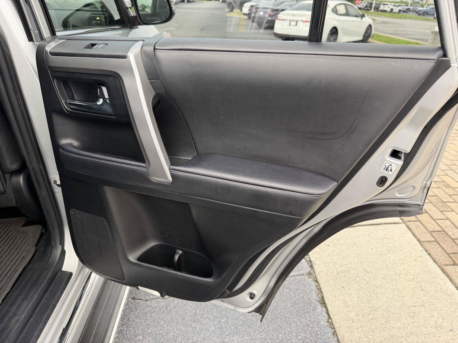 Certified 2022 Toyota 4Runner Limited AWD/4WD image 15