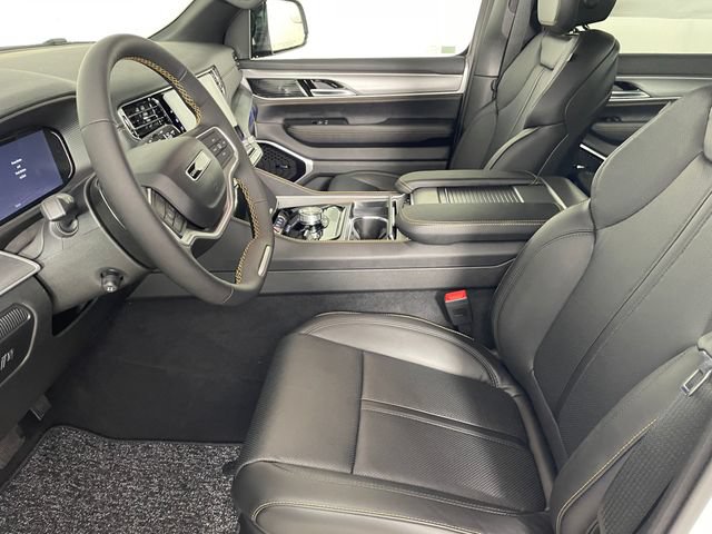 New 2026 Jeep Grand Wagoneer L 4WD image 2