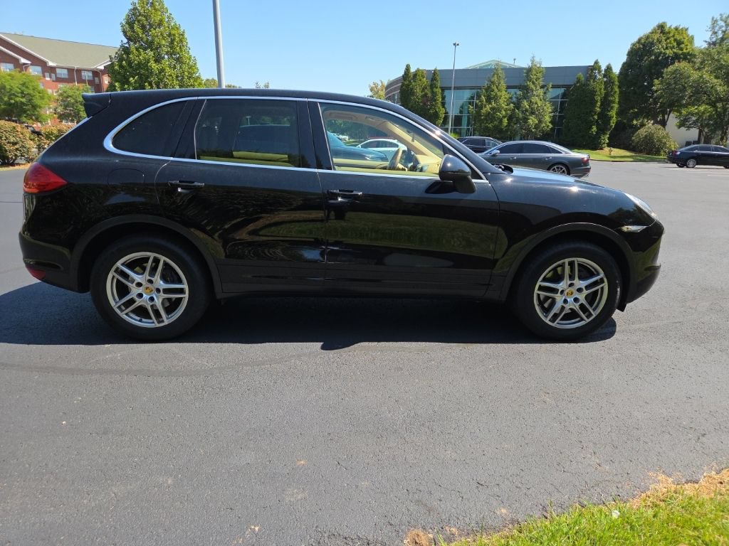 Used 2014 Porsche Cayenne AWD/4WD image 6