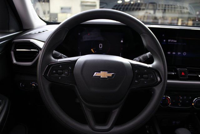 Used 2025 Chevrolet TrailBlazer LT image 17