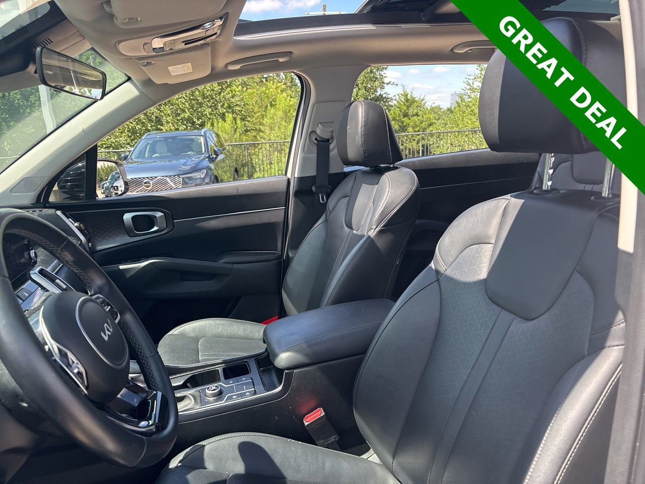 Used 2022 Kia Sorento S w/ Panoramic Sunroof Package FWD image 17