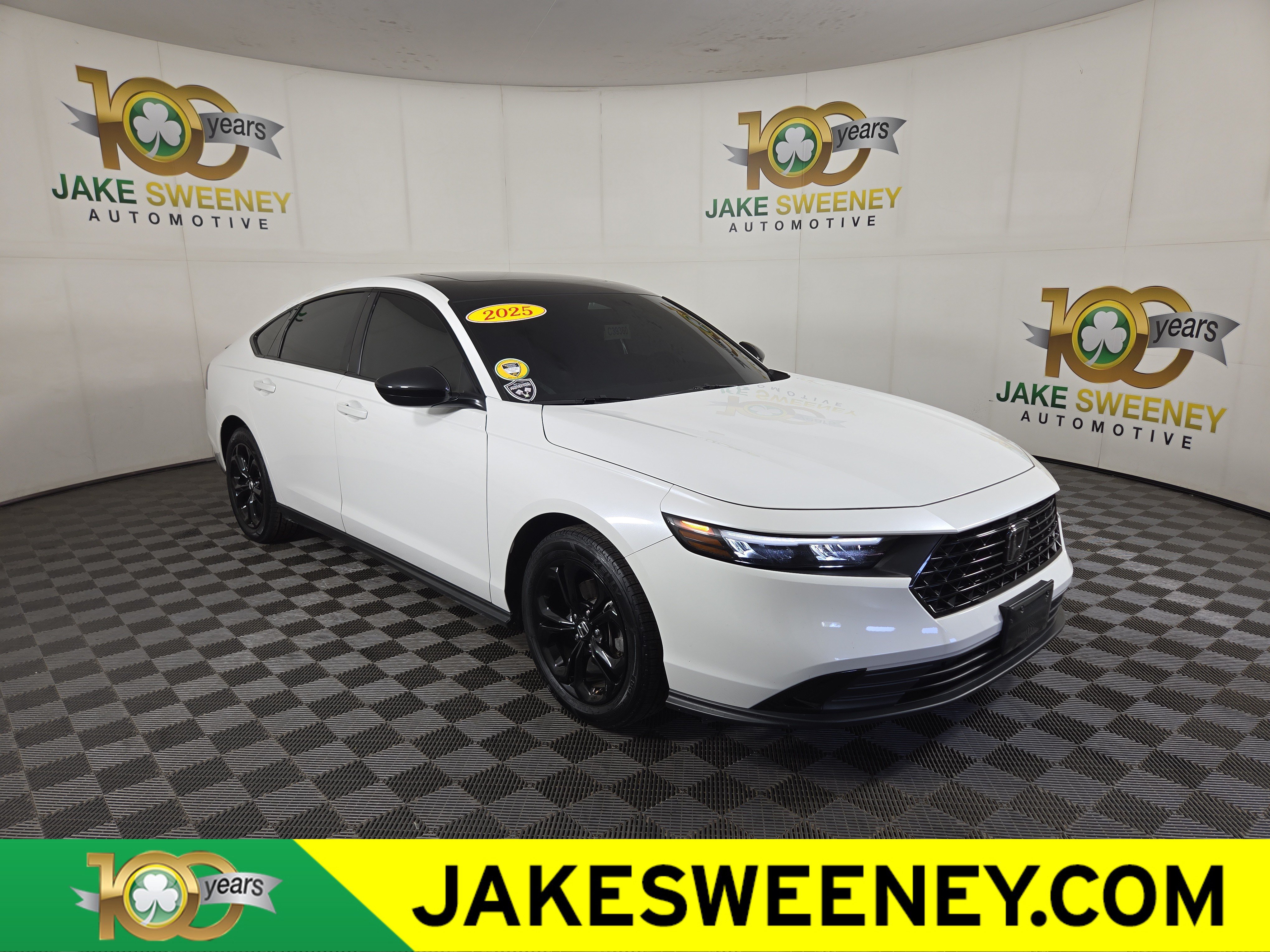 Used 2025 Honda Accord SE image 1
