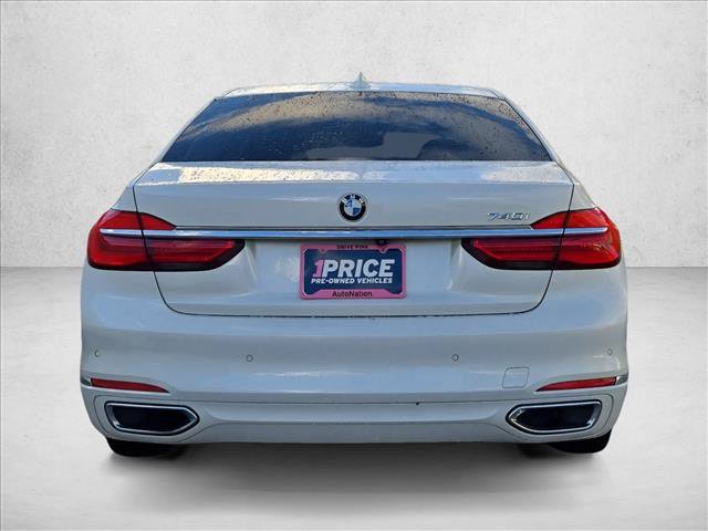 Used 2017 BMW 740i RWD image 7