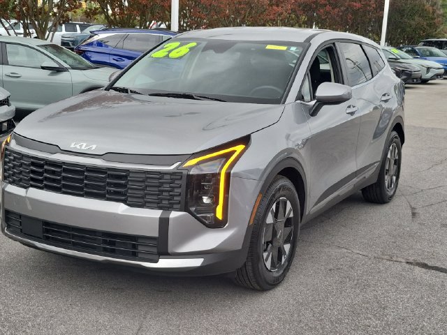 Used 2026 Kia Sportage LX FWD image 7