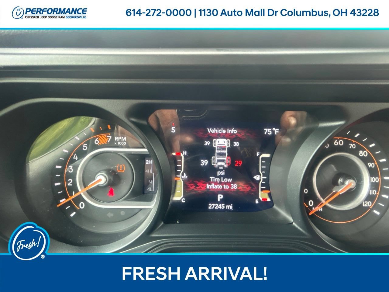 Used 2025 Jeep Wrangler Unlimited Sahara AWD/4WD image 20