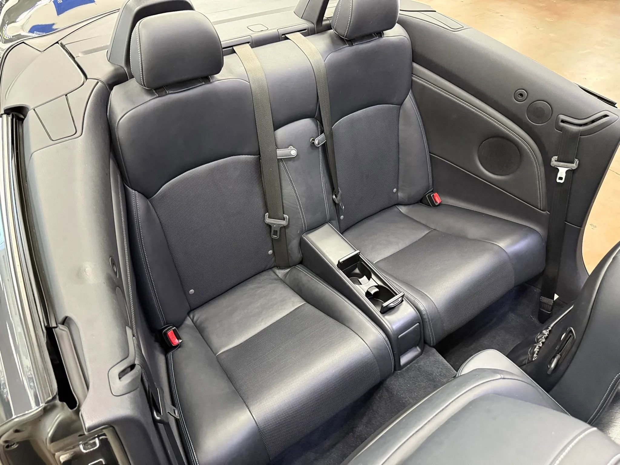 Used 2011 Lexus IS 250C w/ Luxury Pkg RWD image 23