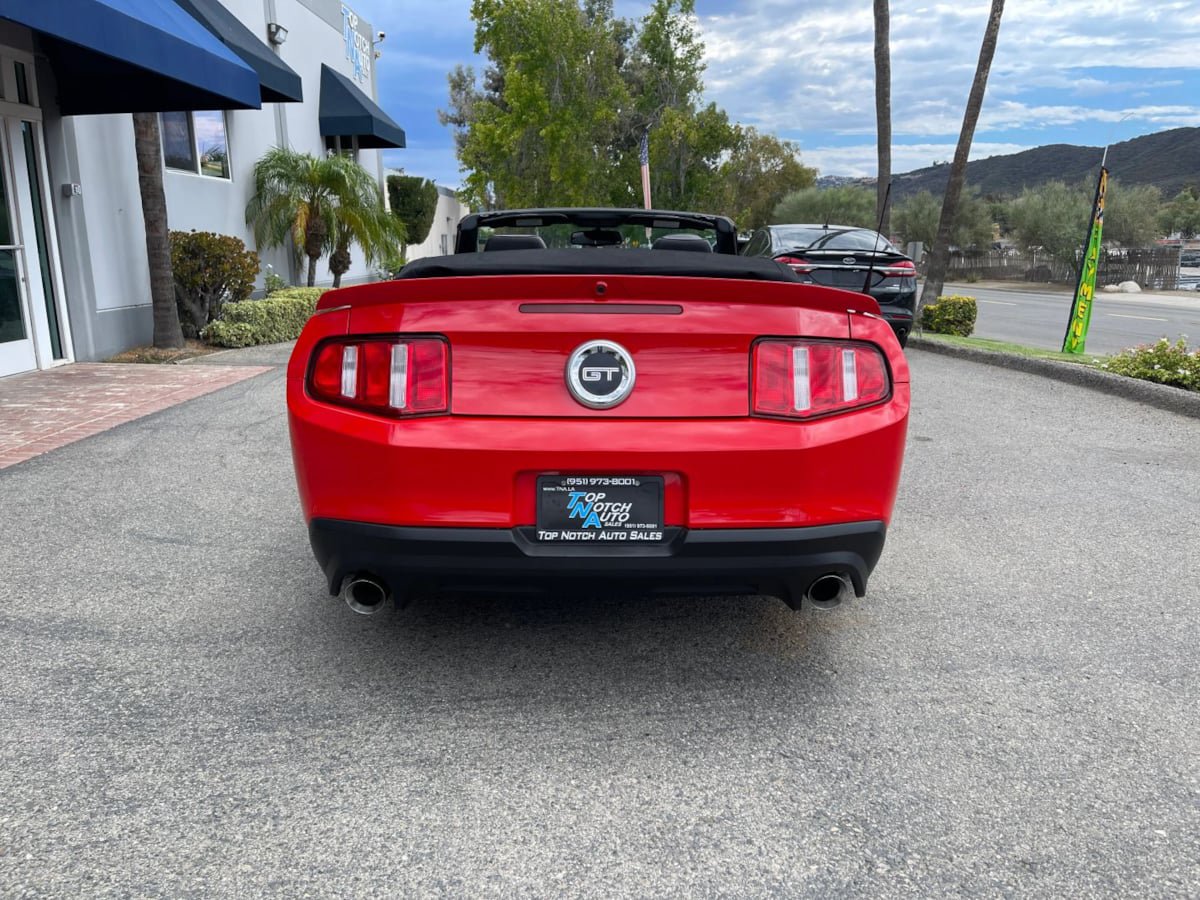 Used 2011 Ford Mustang GT Premium w/ Electronics Pkg RWD image 7