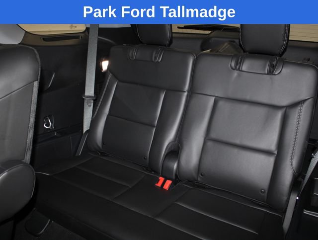 Used 2023 Ford Explorer XLT w/ Equipment Group 202A AWD/4WD image 28