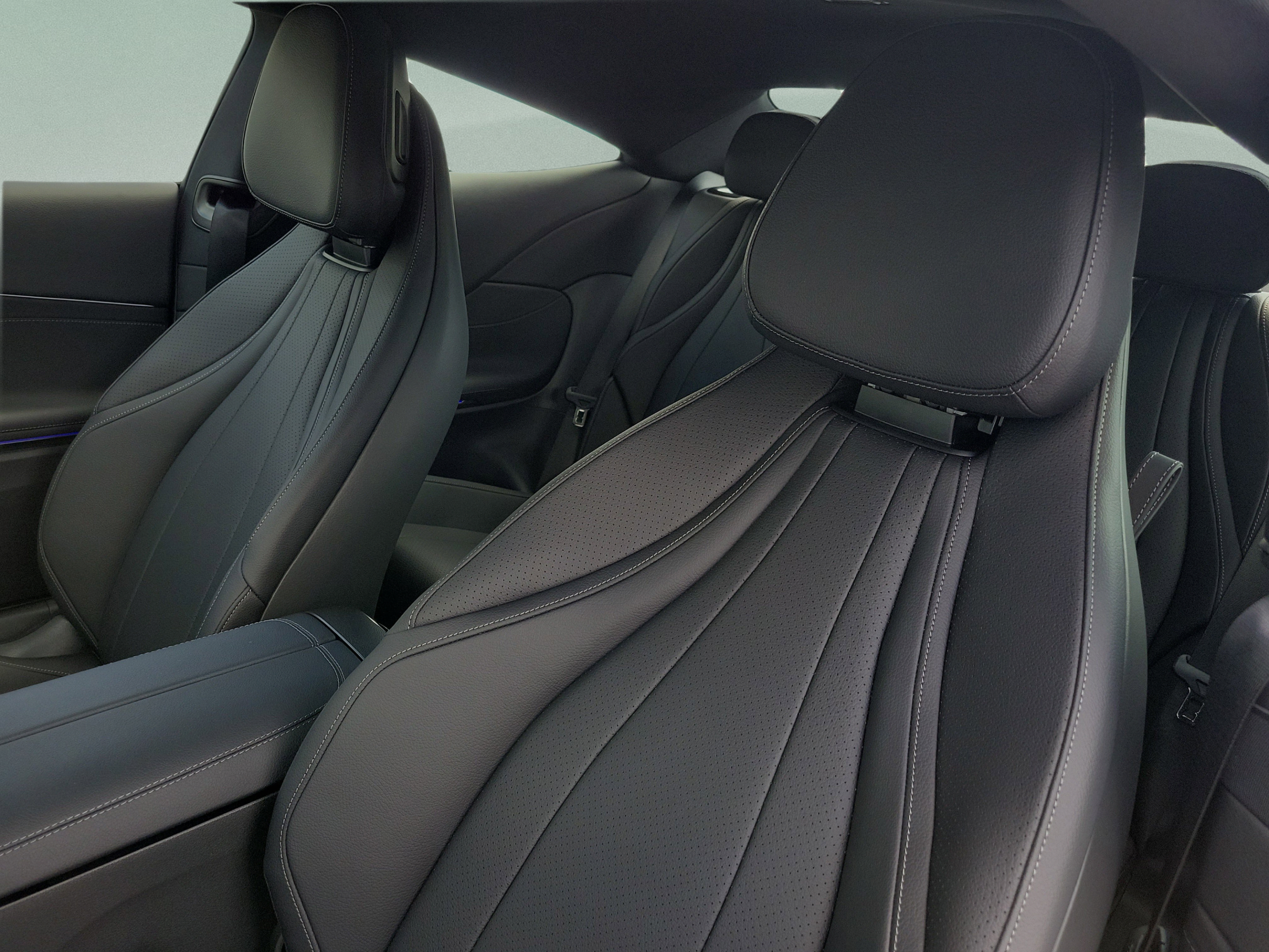New 2026 Mercedes-Benz CLE 300 4MATIC Coupe image 9