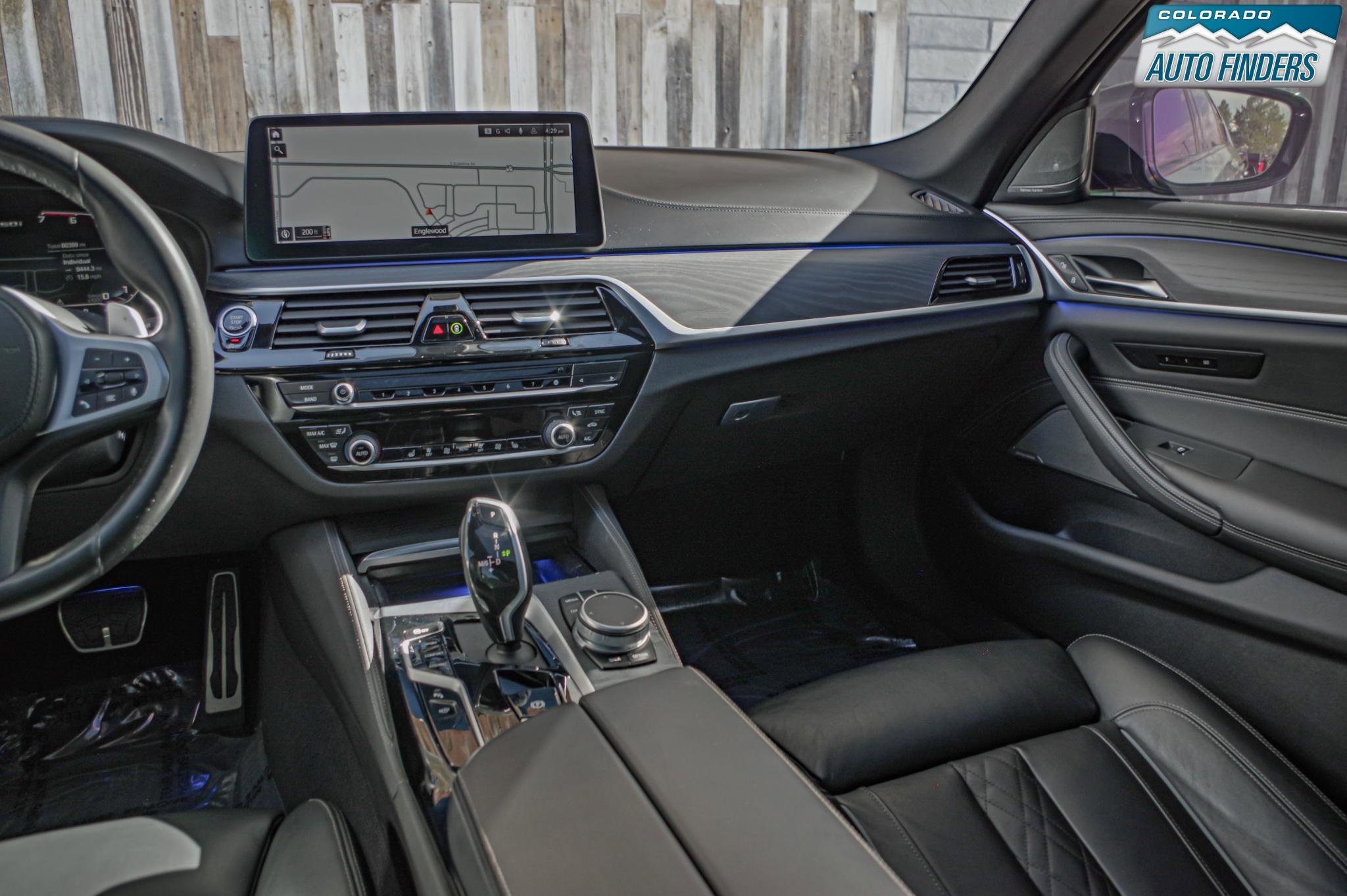 Used 2021 BMW M550i xDrive w/ Premium Package image 18