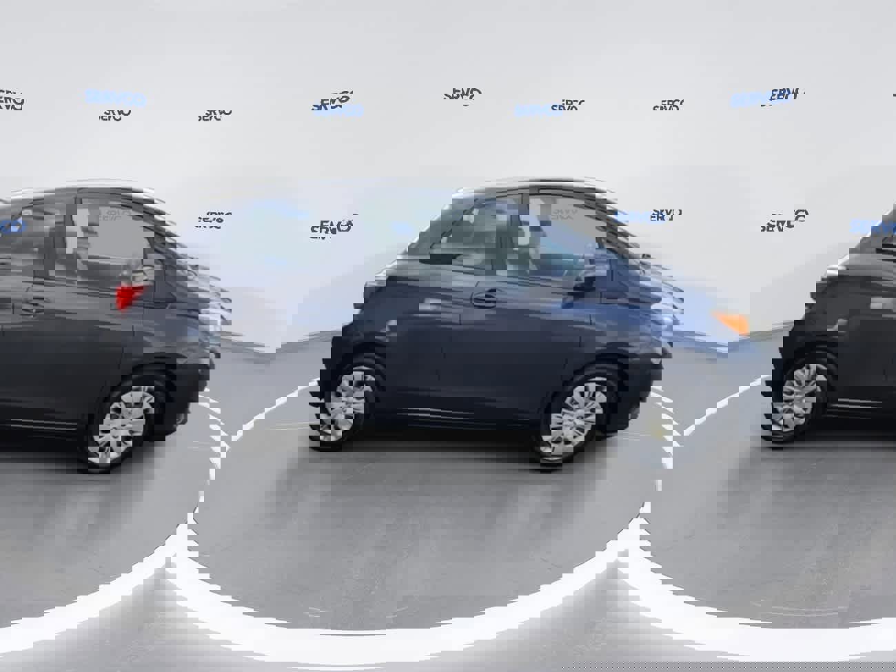 Used 2013 Toyota Yaris L image 10