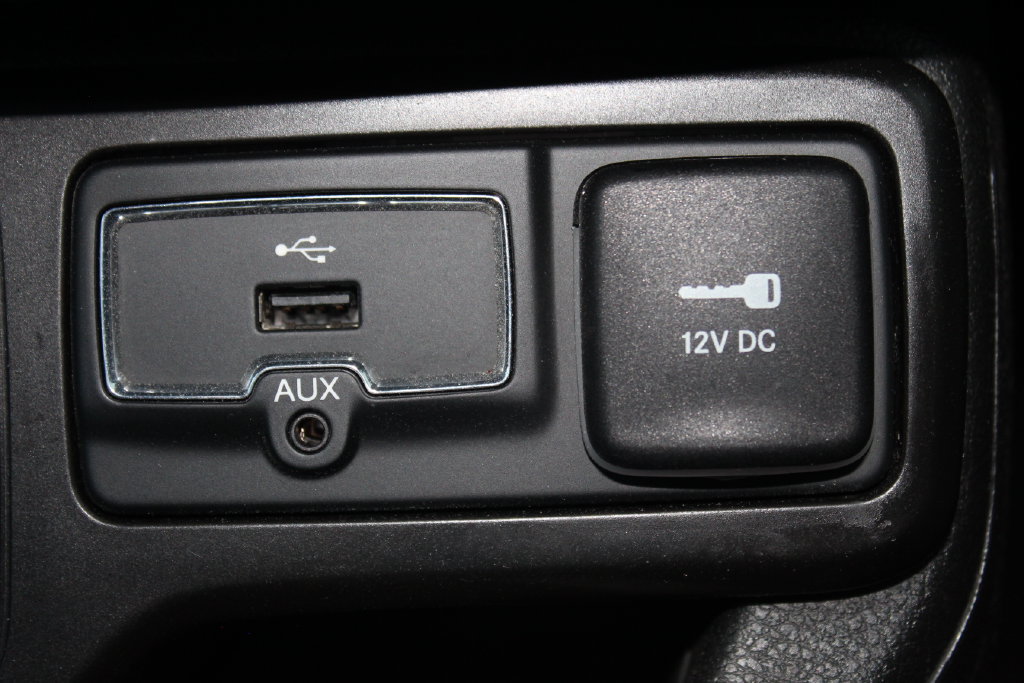 Used 2021 Jeep Renegade Sport FWD image 24