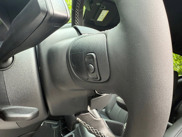 New 2026 Chrysler Pacifica Select image 15