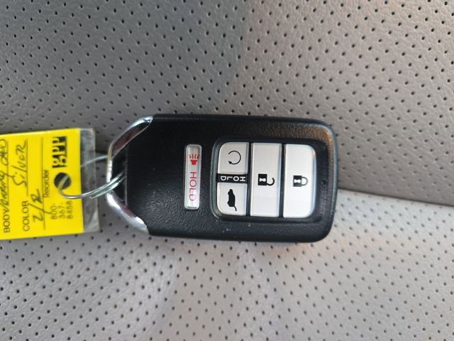 Used 2018 Honda CR-V Touring image 29