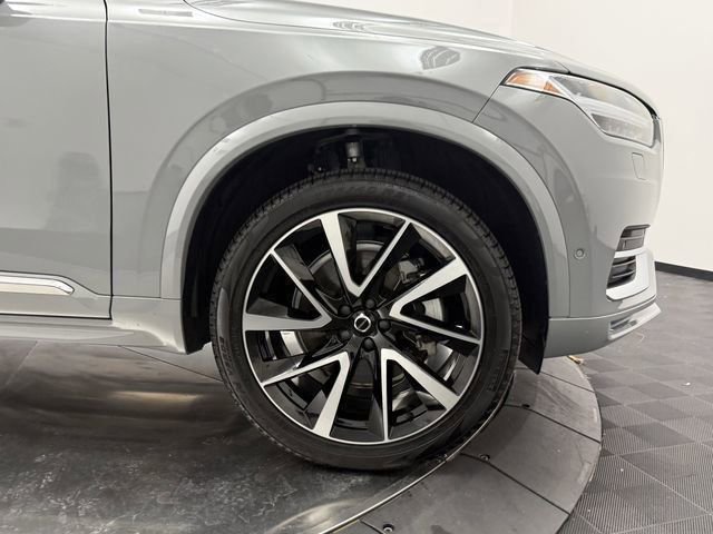 Certified 2025 Volvo XC90 B6 Plus image 9