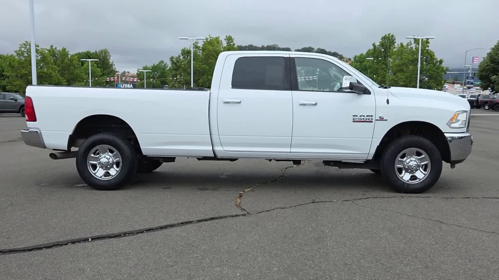 Used 2016 RAM 2500 SLT AWD/4WD image 9