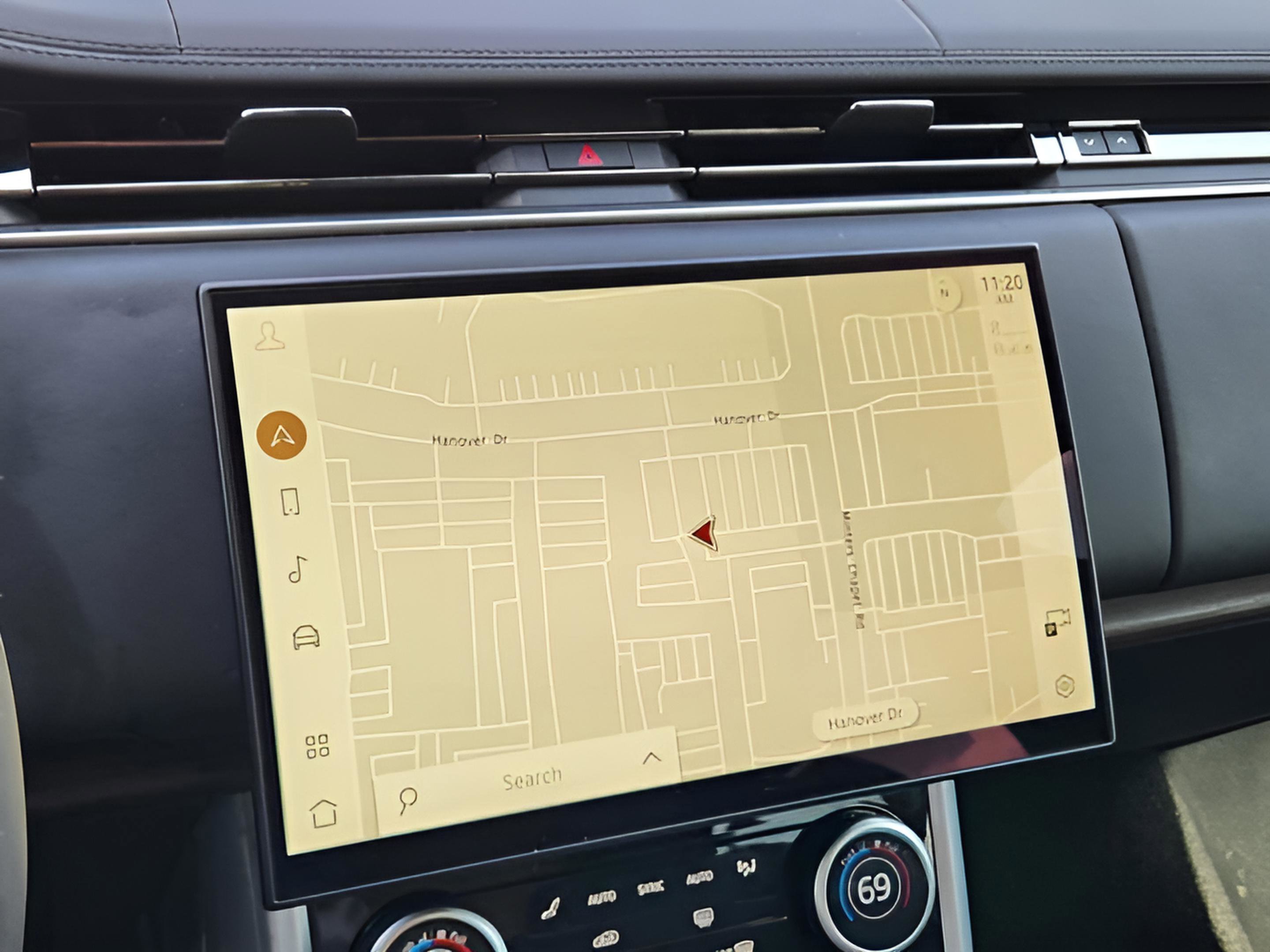 Used 2023 Land Rover Range Rover SE image 12