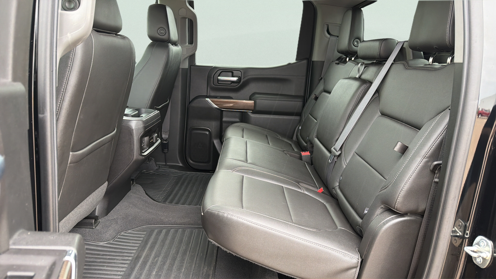 Used 2019 Chevrolet Silverado 1500 RST AWD/4WD image 6