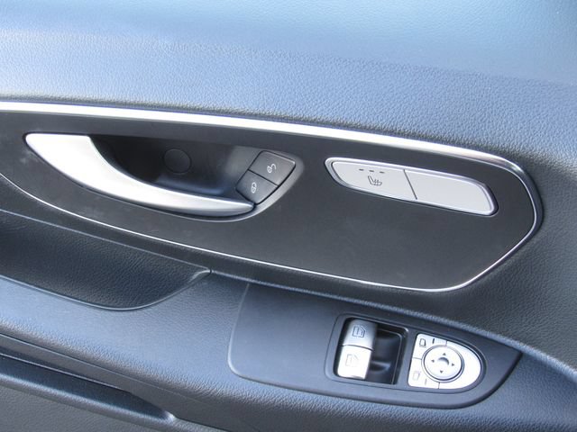 Used 2023 Mercedes-Benz Metris Passenger image 30