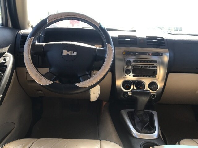 Used 2008 HUMMER H3 Luxury AWD/4WD image 12